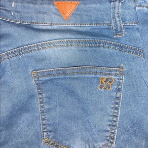 red bottoms women jeans